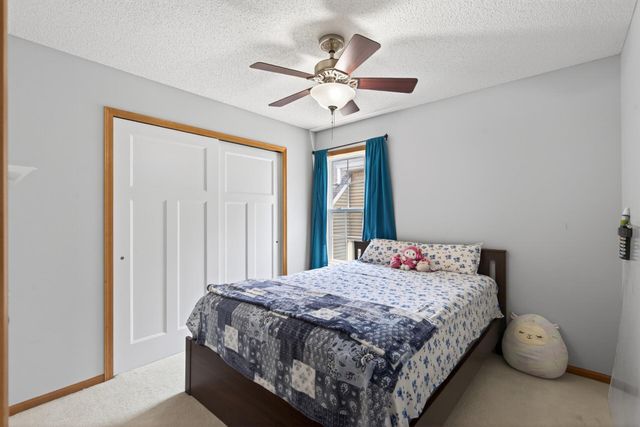10013 Iris Lane, Eden Prairie, MN 55347