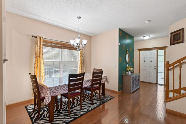 10013 Iris Lane, Eden Prairie, MN 55347