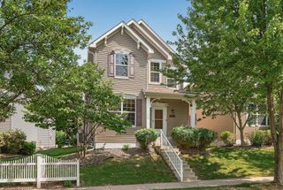 10013 Iris Lane, Eden Prairie, MN 55347