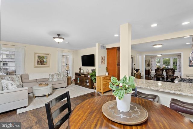 25 ELMORE AVE, Hamilton, NJ 08619