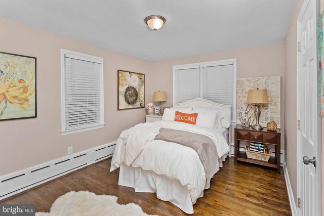 25 ELMORE AVE, Hamilton, NJ 08619