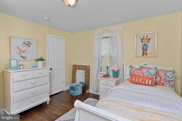 25 ELMORE AVE, Hamilton, NJ 08619