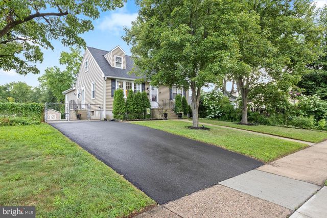 25 ELMORE AVE, Hamilton, NJ 08619