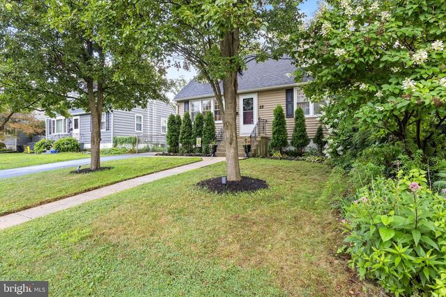 25 ELMORE AVE, Hamilton, NJ 08619