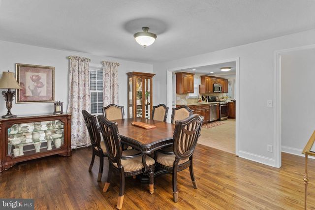25 ELMORE AVE, Hamilton, NJ 08619