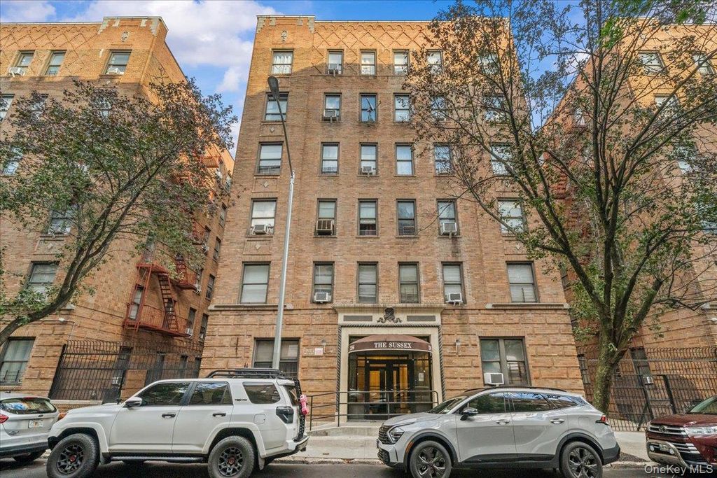 2186 cruger Road, Bronx, NY 10462