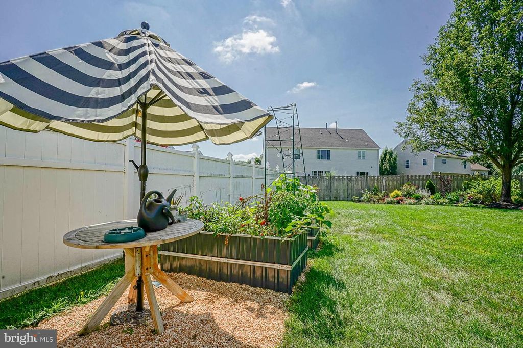 18 WESTMINSTER DR, Lumberton, NJ 08048