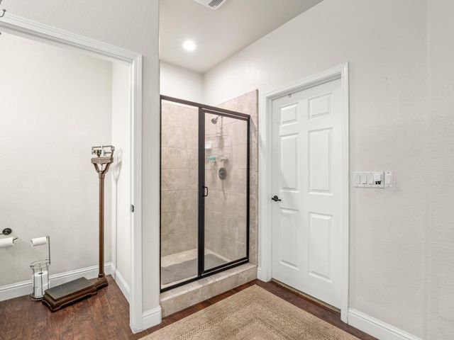 11319 N Via Napoli Drive, Fresno, CA 93730