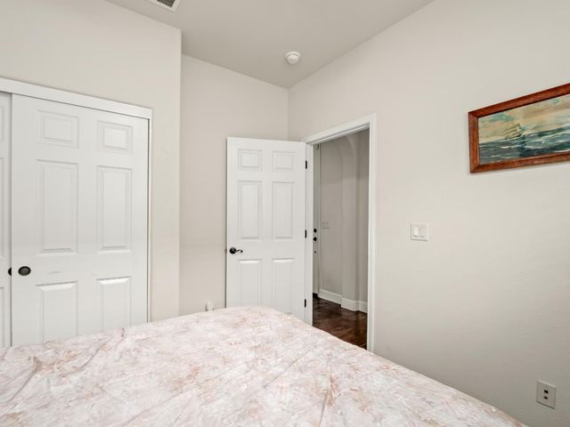 11319 N Via Napoli Drive, Fresno, CA 93730