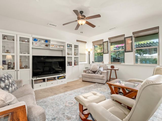 11319 N Via Napoli Drive, Fresno, CA 93730