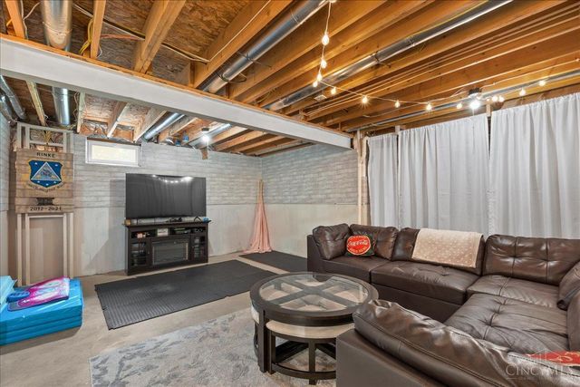 292 Coyote Drive, Maineville, OH 45039