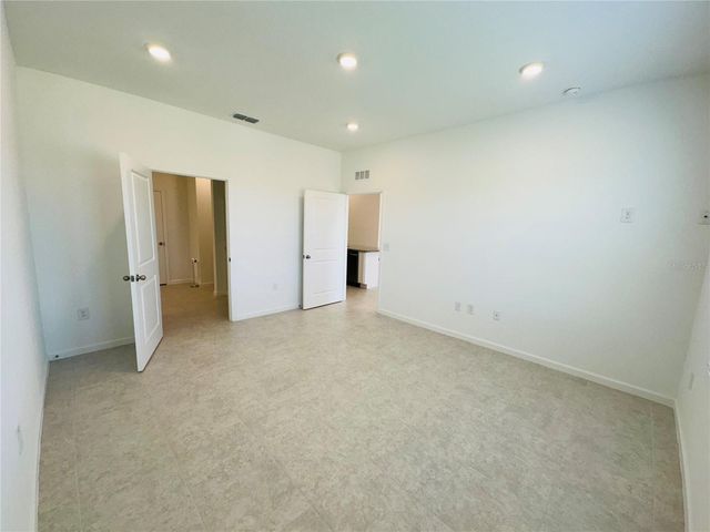 2151 HUNTSMAN RIDGE ROAD, Clermont, FL 34715