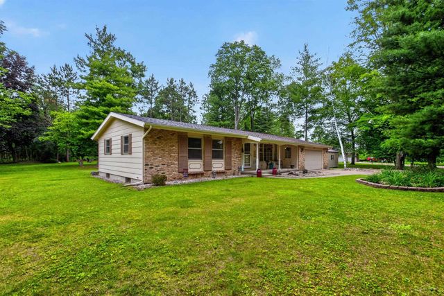 20440 Thornapple Lane, Big Rapids, MI 49307