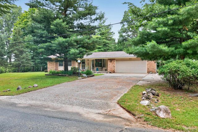 20440 Thornapple Lane, Big Rapids, MI 49307