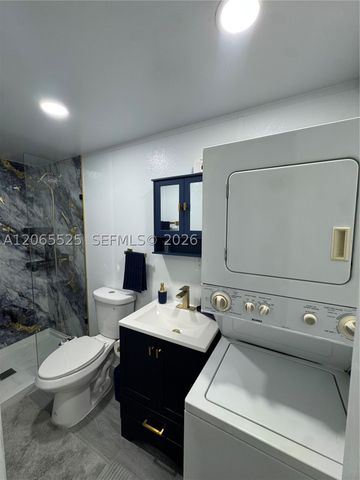 2461 NW 14th St 2, Fort Lauderdale, FL 33311