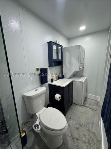 2461 NW 14th St 2, Fort Lauderdale, FL 33311