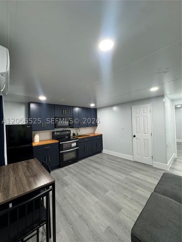 2461 NW 14th St 2, Fort Lauderdale, FL 33311