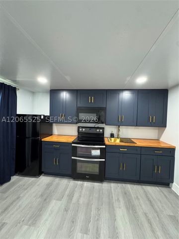 2461 NW 14th St 2, Fort Lauderdale, FL 33311