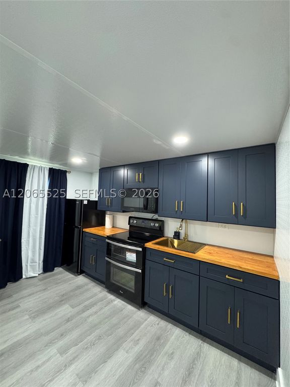 2461 NW 14th St 2, Fort Lauderdale, FL 33311