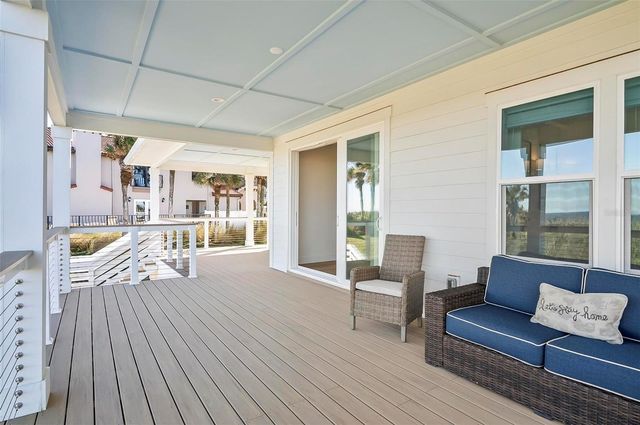 200 Surfview Ln, Palm Coast, FL 32137