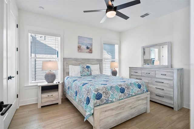 200 Surfview Ln, Palm Coast, FL 32137