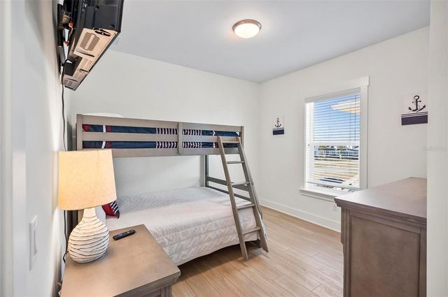 200 Surfview Ln, Palm Coast, FL 32137