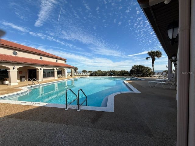 200 Surfview Ln, Palm Coast, FL 32137