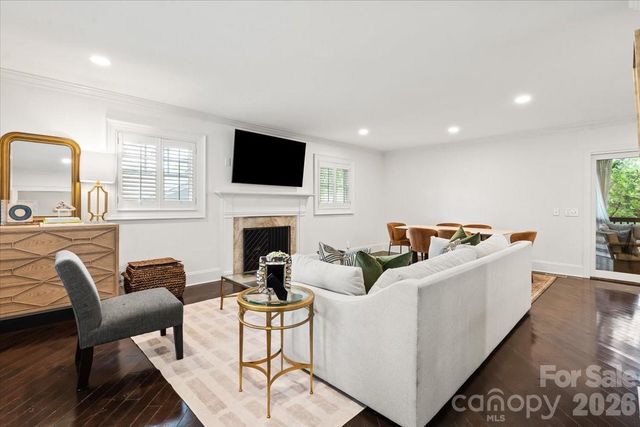 3000 Forest Park Drive, Charlotte, NC 28209