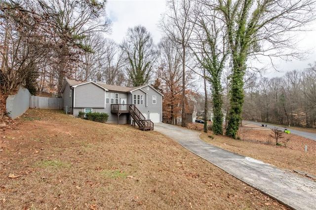 4020 Willow Ridge Road, Douglasville, GA 30135