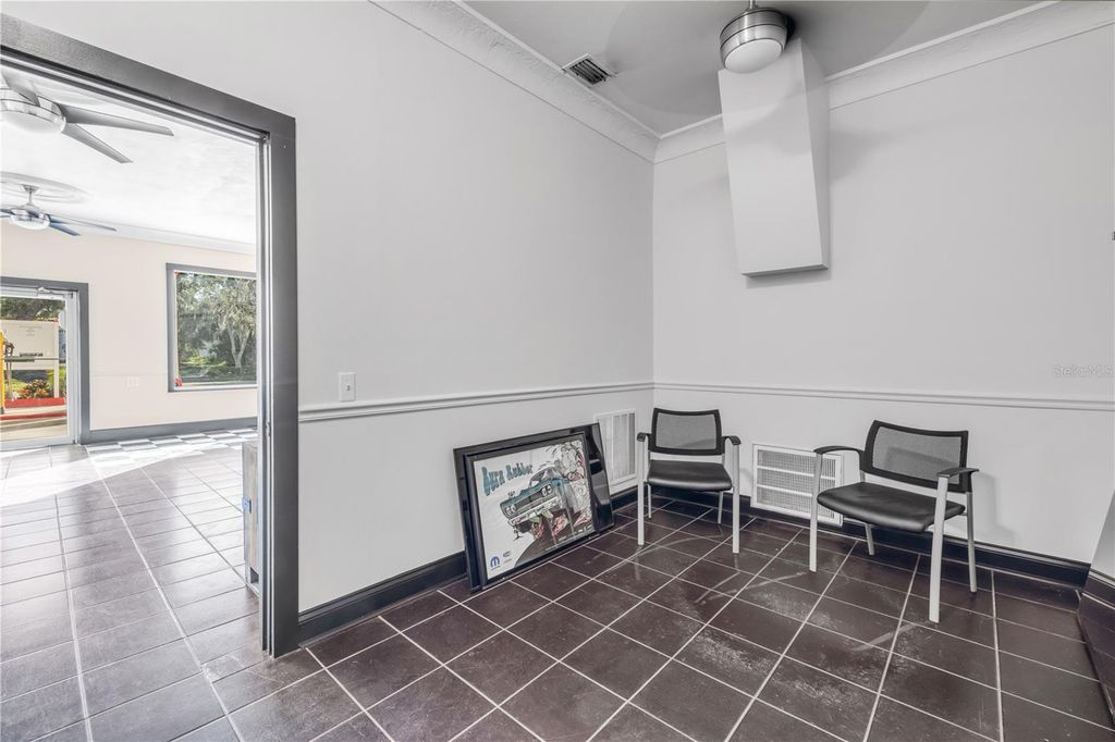 Image 13 of property listing at 208 MAGNOLIA ST, New Smyrna Beach, FL 32168