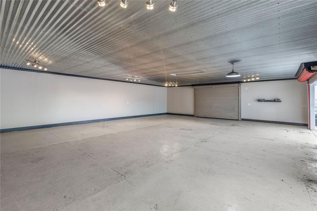 Image 26 of property listing at 208 MAGNOLIA ST, New Smyrna Beach, FL 32168