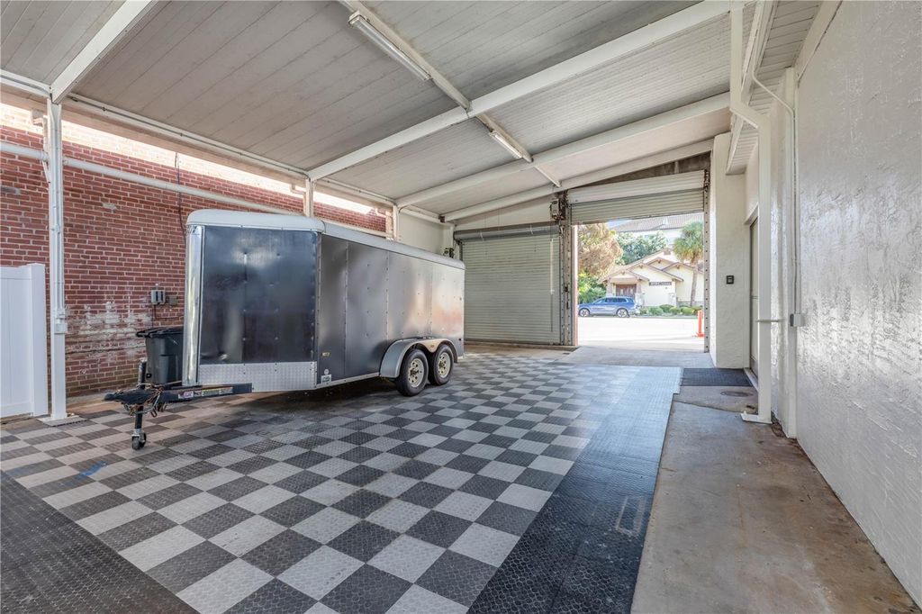 Image 35 of property listing at 208 MAGNOLIA ST, New Smyrna Beach, FL 32168