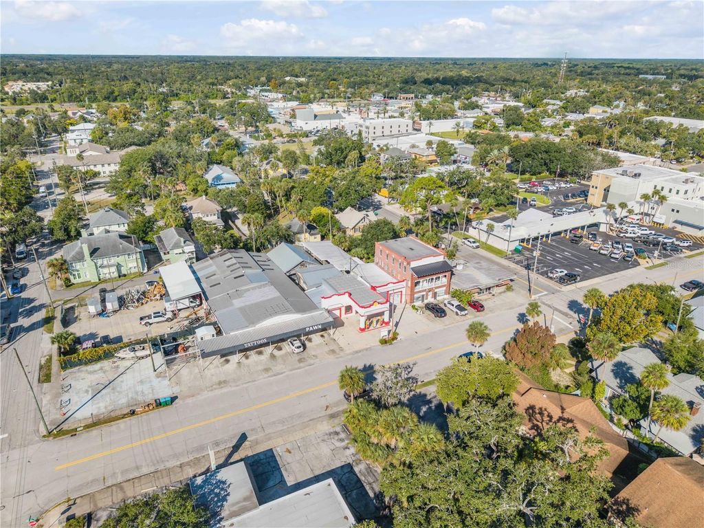 Image 42 of property listing at 208 MAGNOLIA ST, New Smyrna Beach, FL 32168