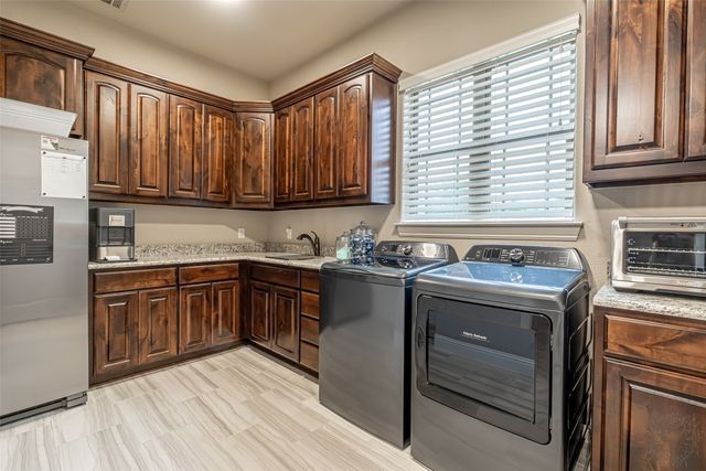 163 Jessica Drive, Aledo, TX 76008