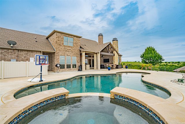 163 Jessica Drive, Aledo, TX 76008
