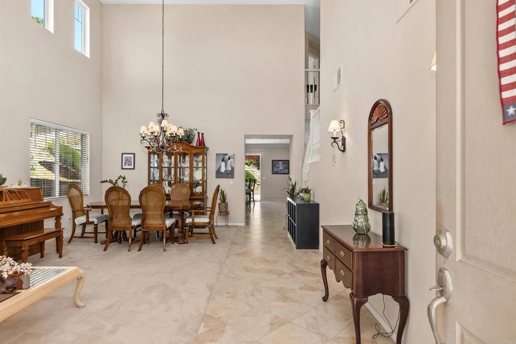 28292 Meadow Glen Way W, Escondido, CA 92026 — photo 4