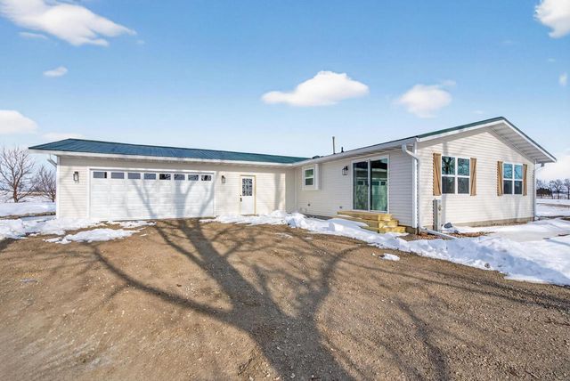 W13487 CARTER ROAD, Ripon, WI 54971