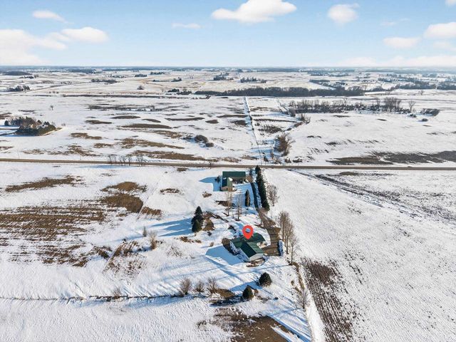 W13487 CARTER ROAD, Ripon, WI 54971