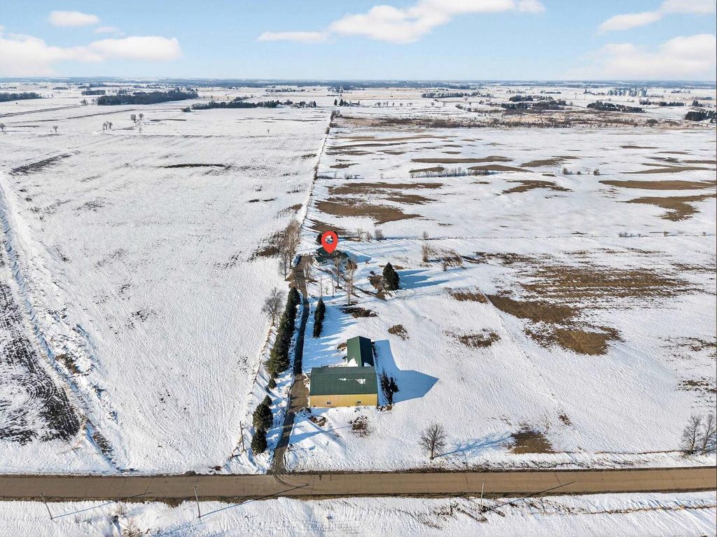 W13487 CARTER ROAD, Ripon, WI 54971
