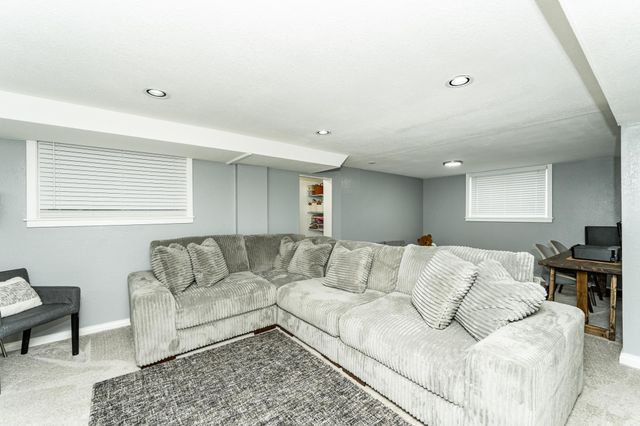 1125 6th Avenue NW, Rochester, MN 55901