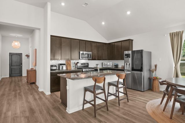 15639 Lakewood Terrace Drive, Tomball, TX 77377