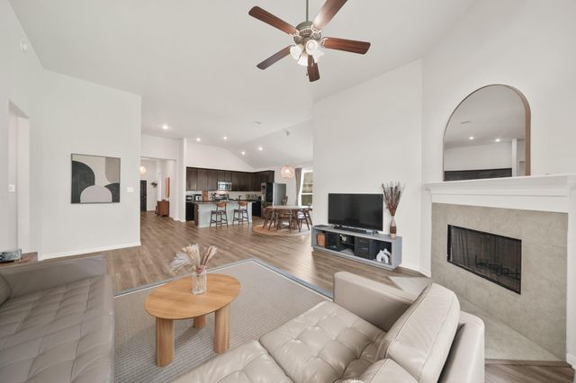15639 Lakewood Terrace Drive, Tomball, TX 77377