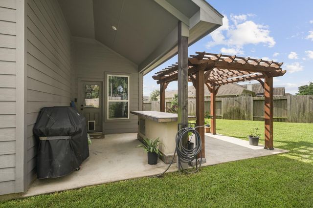 15639 Lakewood Terrace Drive, Tomball, TX 77377
