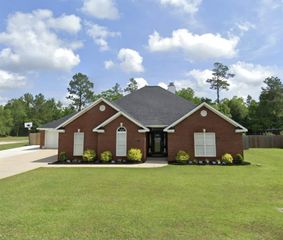 1594 Forest Avenue, Saraland, AL 36571