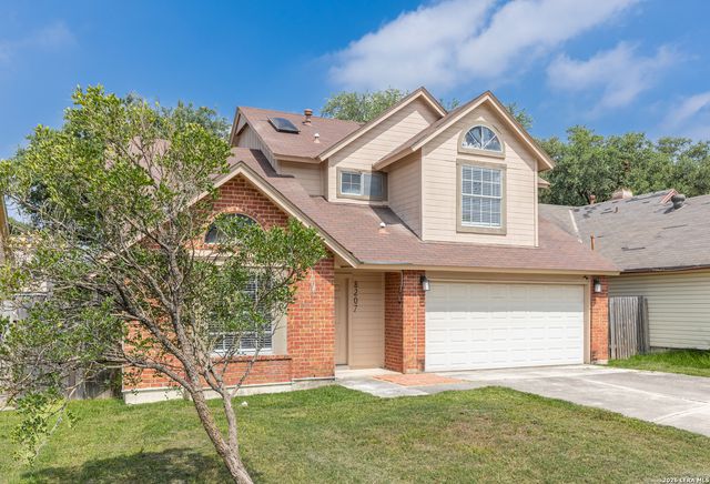 8207 Middle Pt, San Antonio, TX 78250