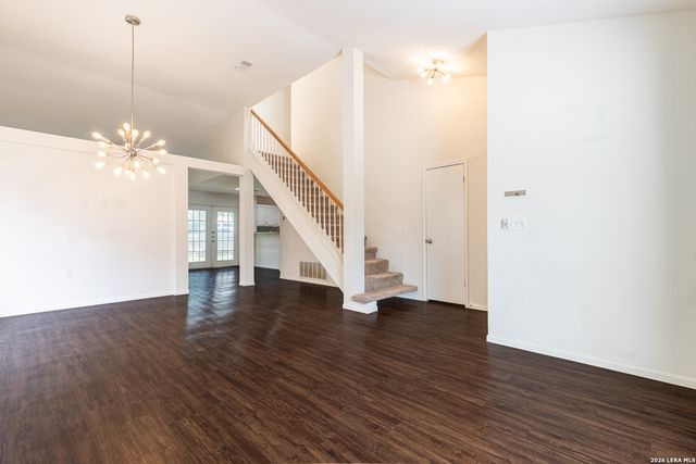 8207 Middle Pt, San Antonio, TX 78250