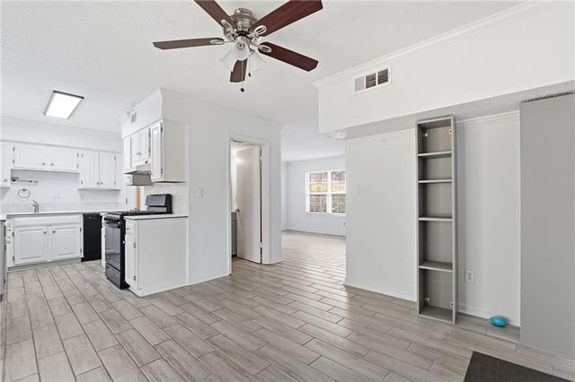 393 Promenade Court SW, Marietta, GA 30064