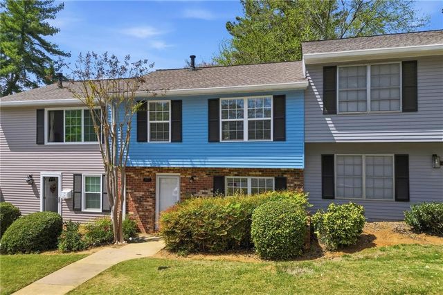 393 Promenade Court SW, Marietta, GA 30064