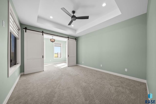 5921 E Rush St, Sioux Falls, SD 57110