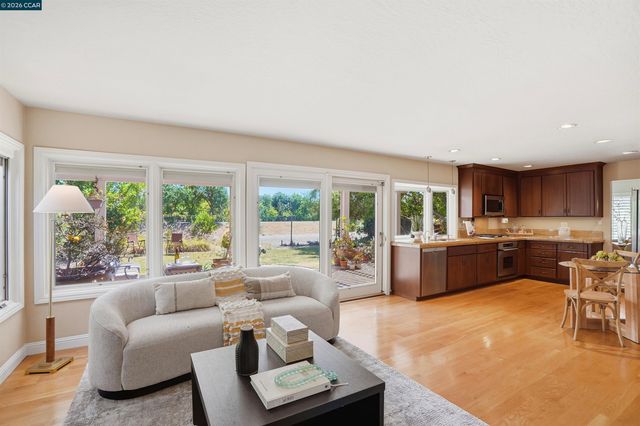 3140 Thistledown Ct, Pleasanton, CA 94588